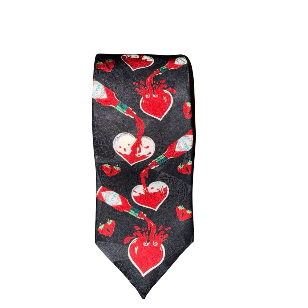 VTG Tobasco Mens Necktie 100% Satin Green Label Tobasco Hearts & Peppers